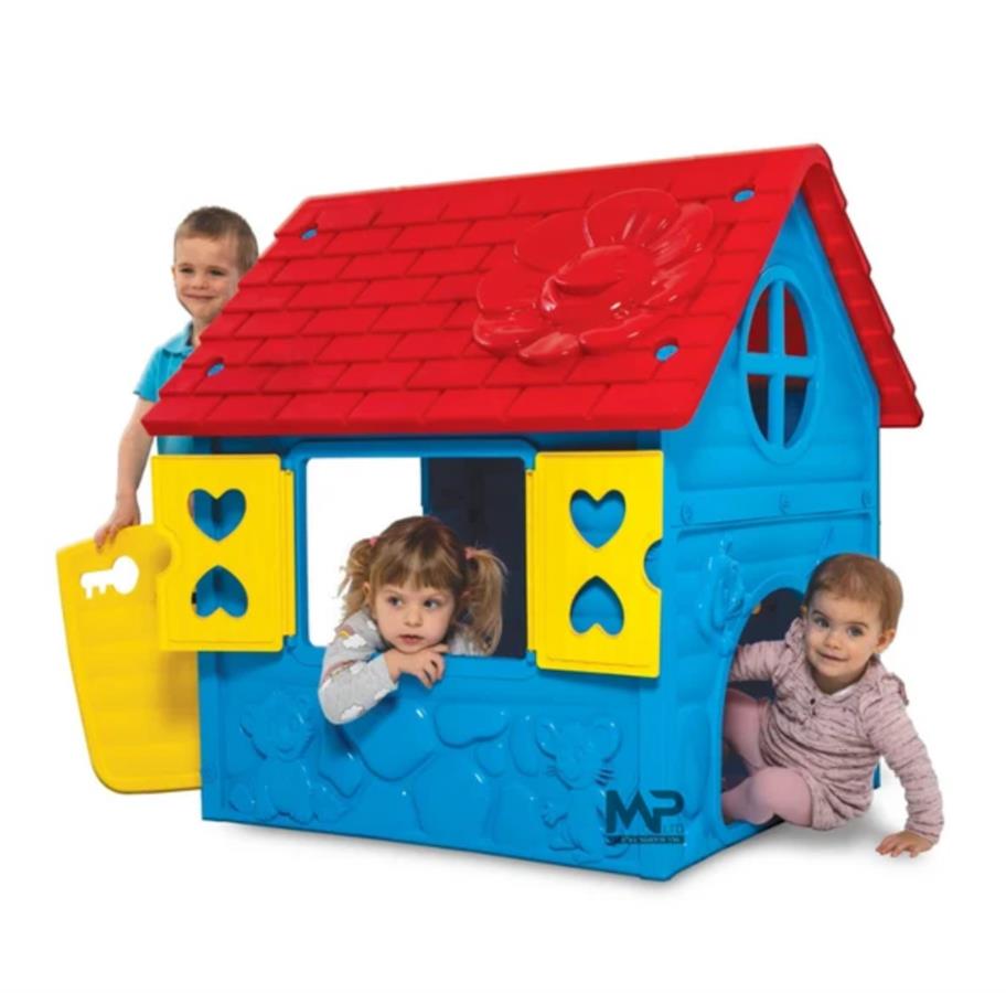 בית פלסטיק הונגרי לחצר